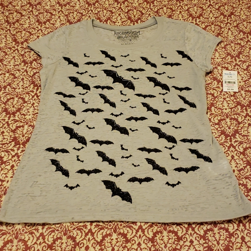 Gray halloween tee, NWT